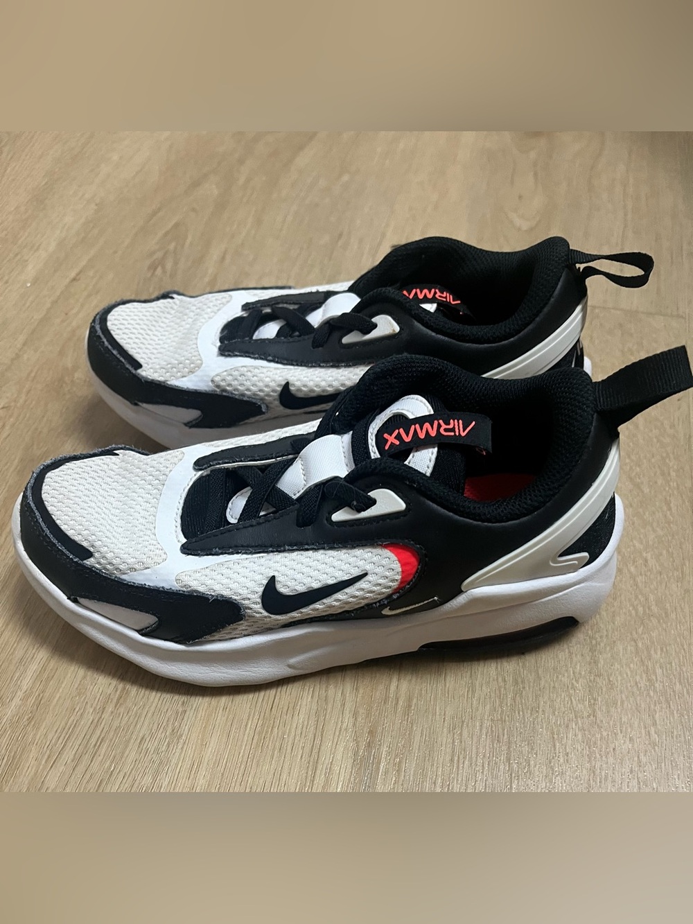 Nike Airmax Kids White and Black Sneakers with Red Accent